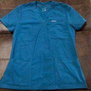 Women’s Jaanuu scrub top